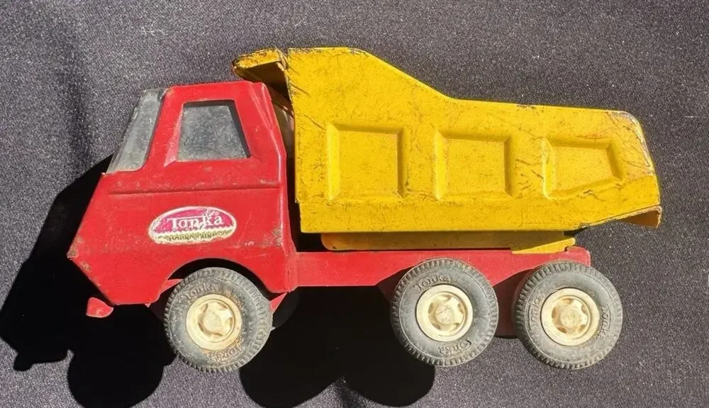 Tonka Tiny Dump Truck 1963 Red & Yellow Pressed Steel Metal Vintage -Lo14
